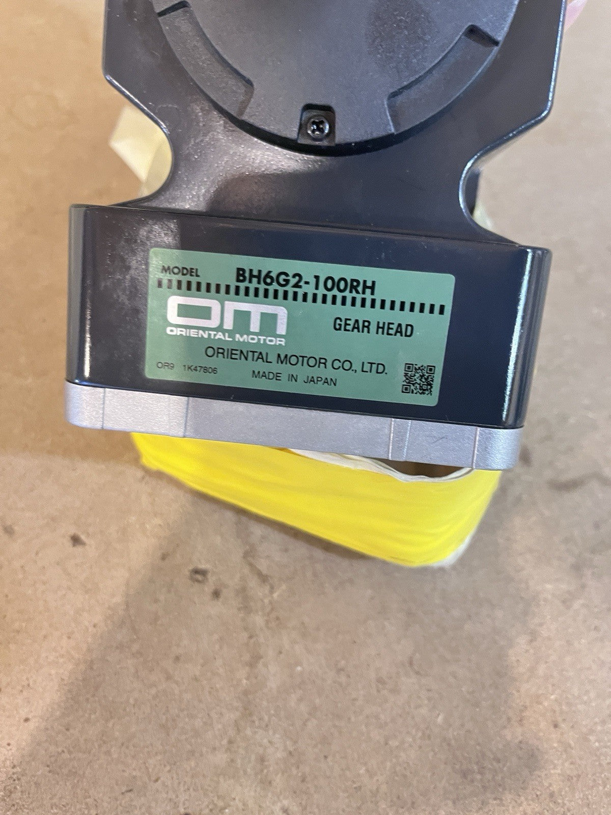 ORIENTAL MOTOR BHI62S-G2 BH6G2-100RH Gearmotor SAME DAY SHIP NO BROKERAGEā