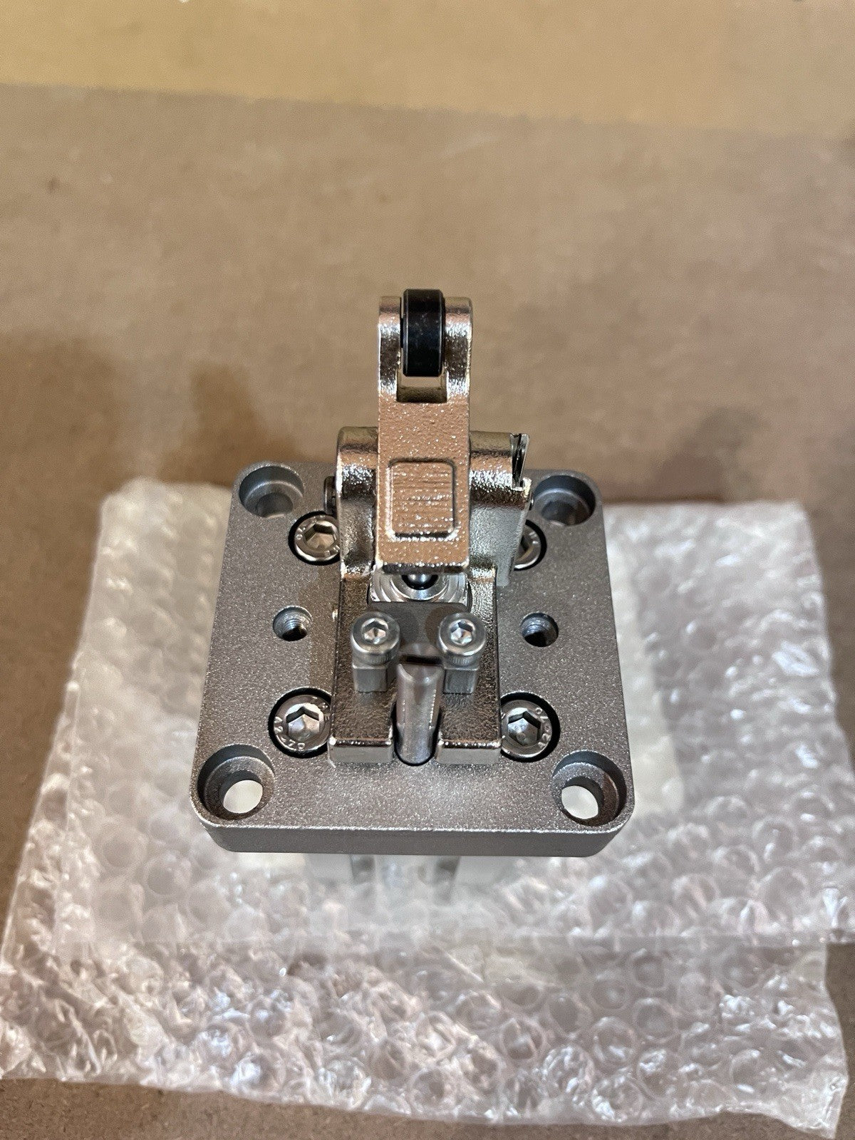 SMC RSH32-20DM Heavy Duty Stopper Cylinder Dual Mount 1.0MPa - Brand New