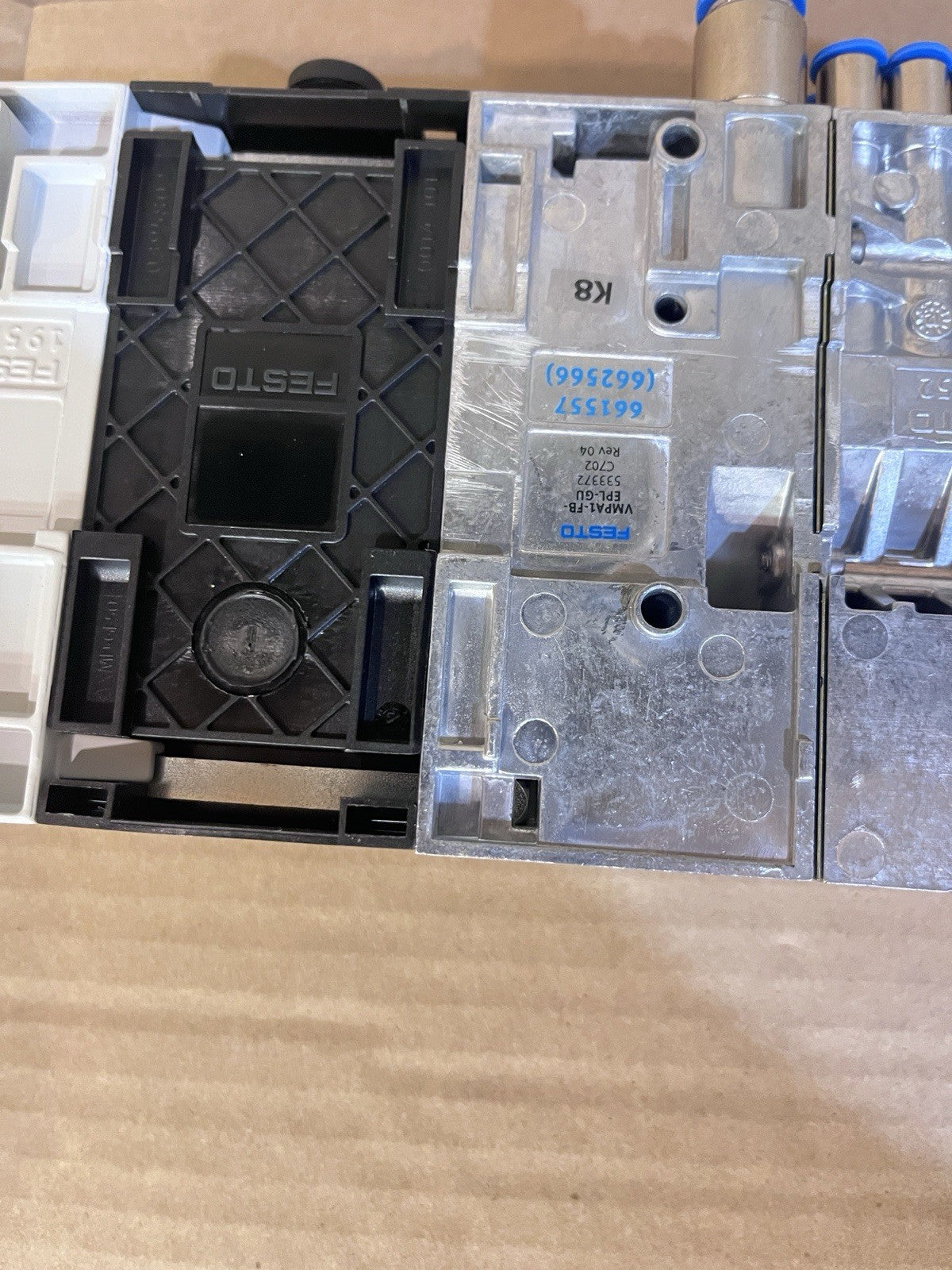 Festo 16 Stations Valve Terminal CPX-FB23 526176 VMPA1-FB-EPL-GU 533372 CC-Link