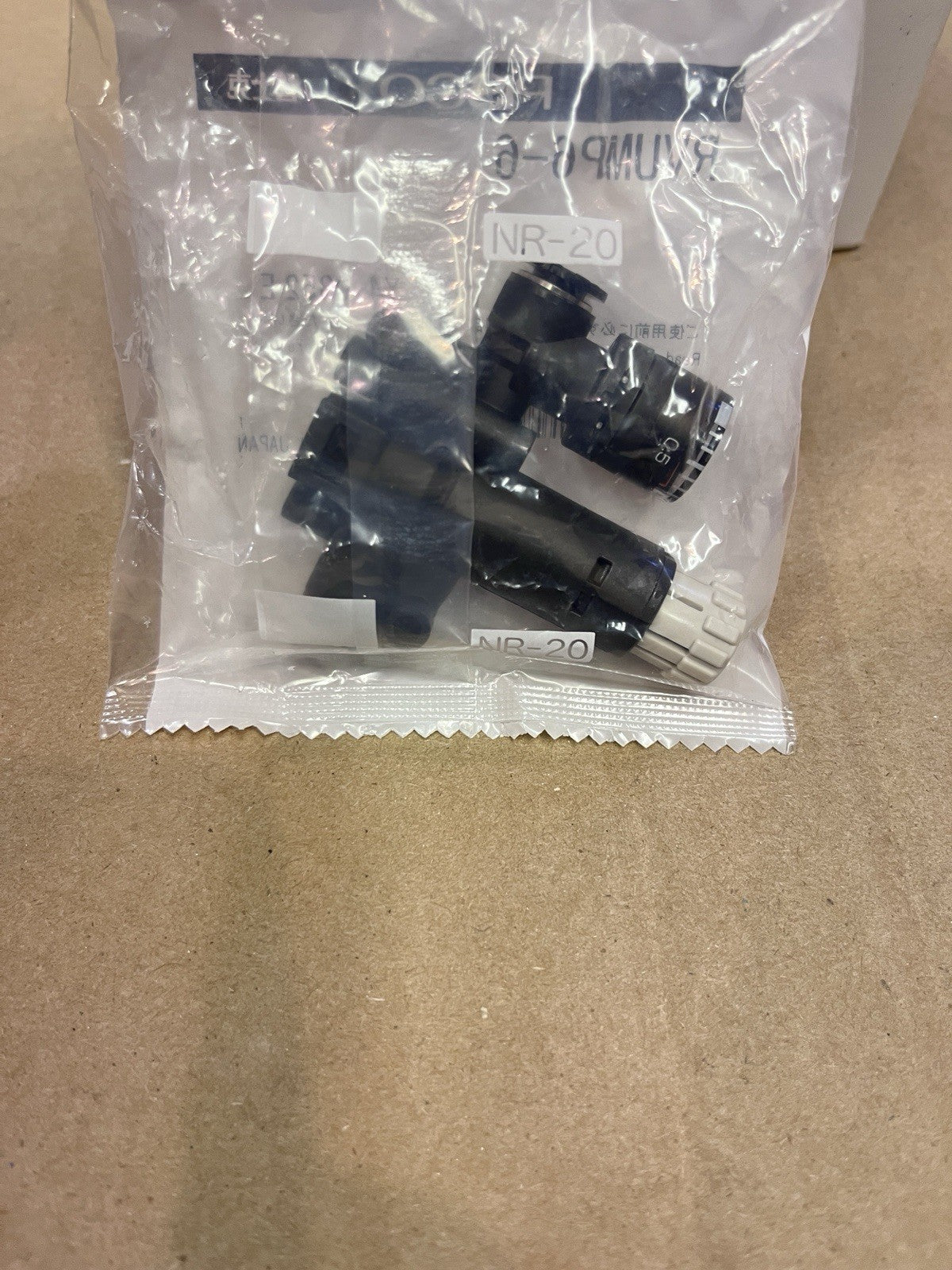 NEW PISCO RVUMP6-6 Pressure regulating valve 1PCS