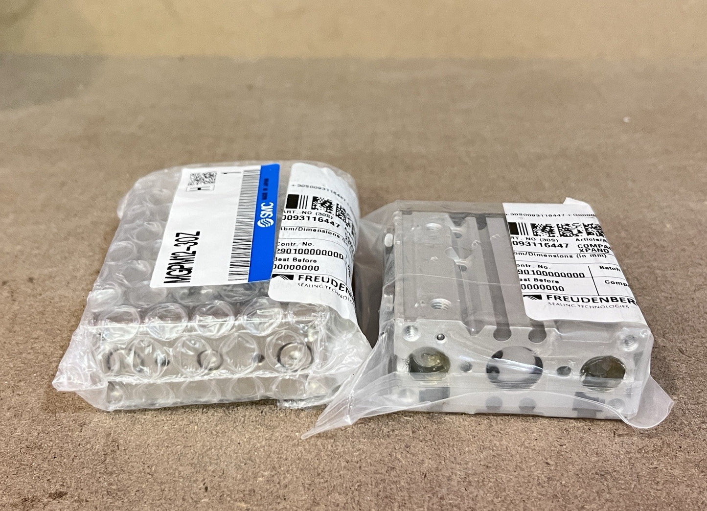 2PCS MC MGPM12-30Z Compact Guide Cylinder Tri-Rod Double Acting 1.0MPa NIB
