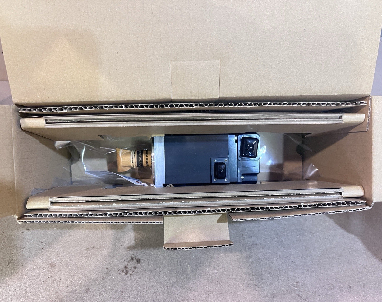 Mitsubishi HG-KR73 AC Servo Motor 750W 0.75kW 3000rpm J4 Series Brand New In Box