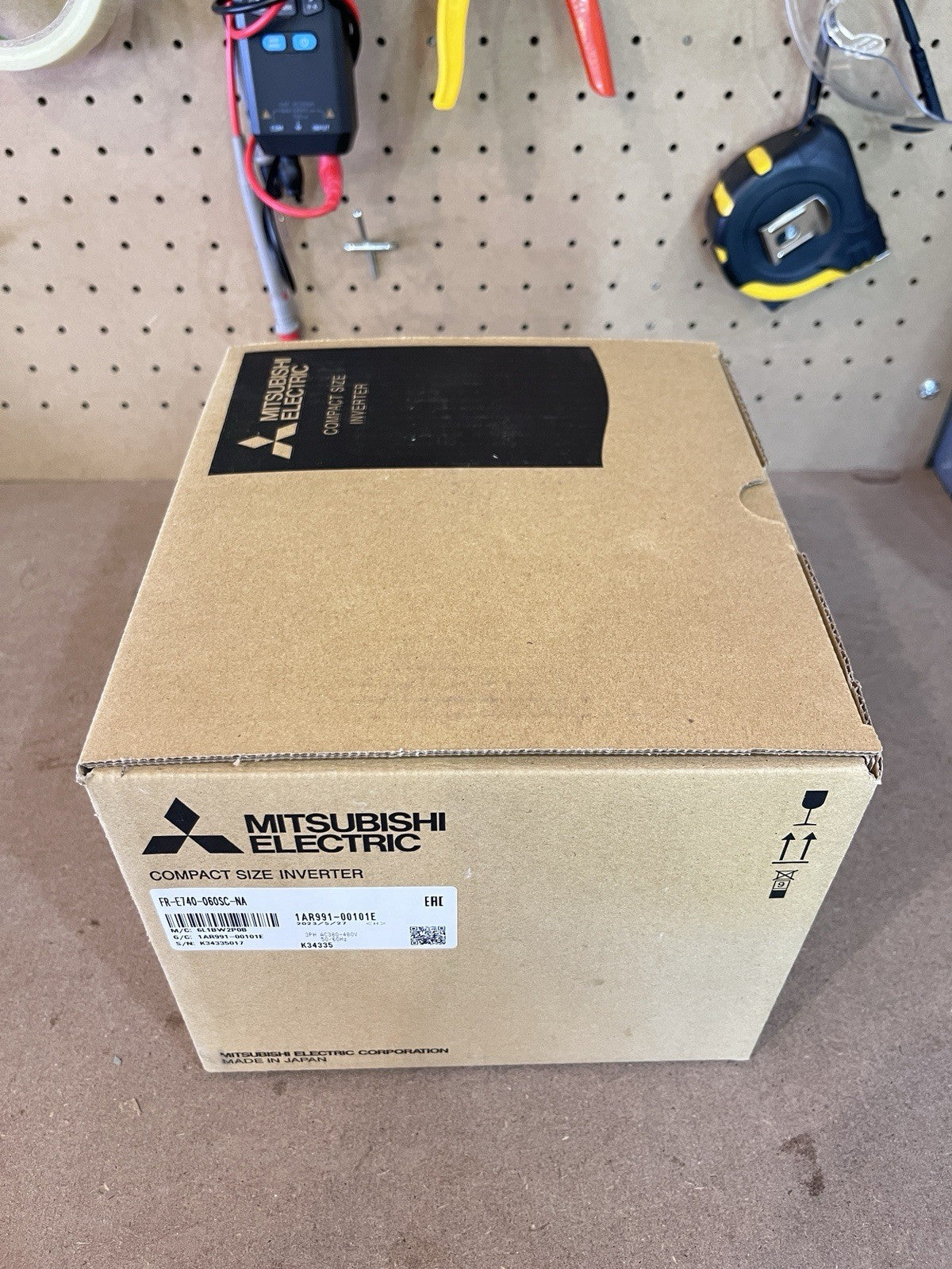 Mitsubishi FR-E740-060SC-NA Inverter VFD 3HP 2.2kW 480V 3PH NIB
