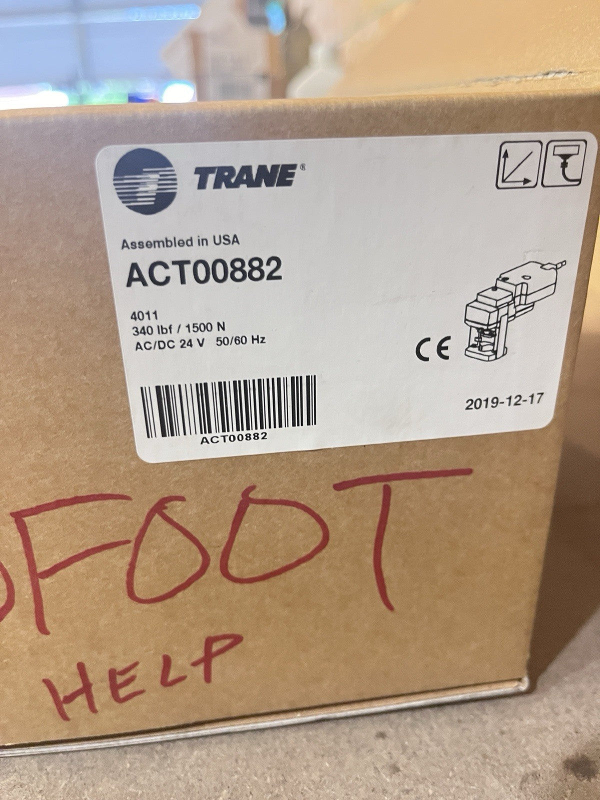 NEW Trane ACT00882 24V Non-Spring Return Valve Actuator 1"-2" w/ Conduit Kit
