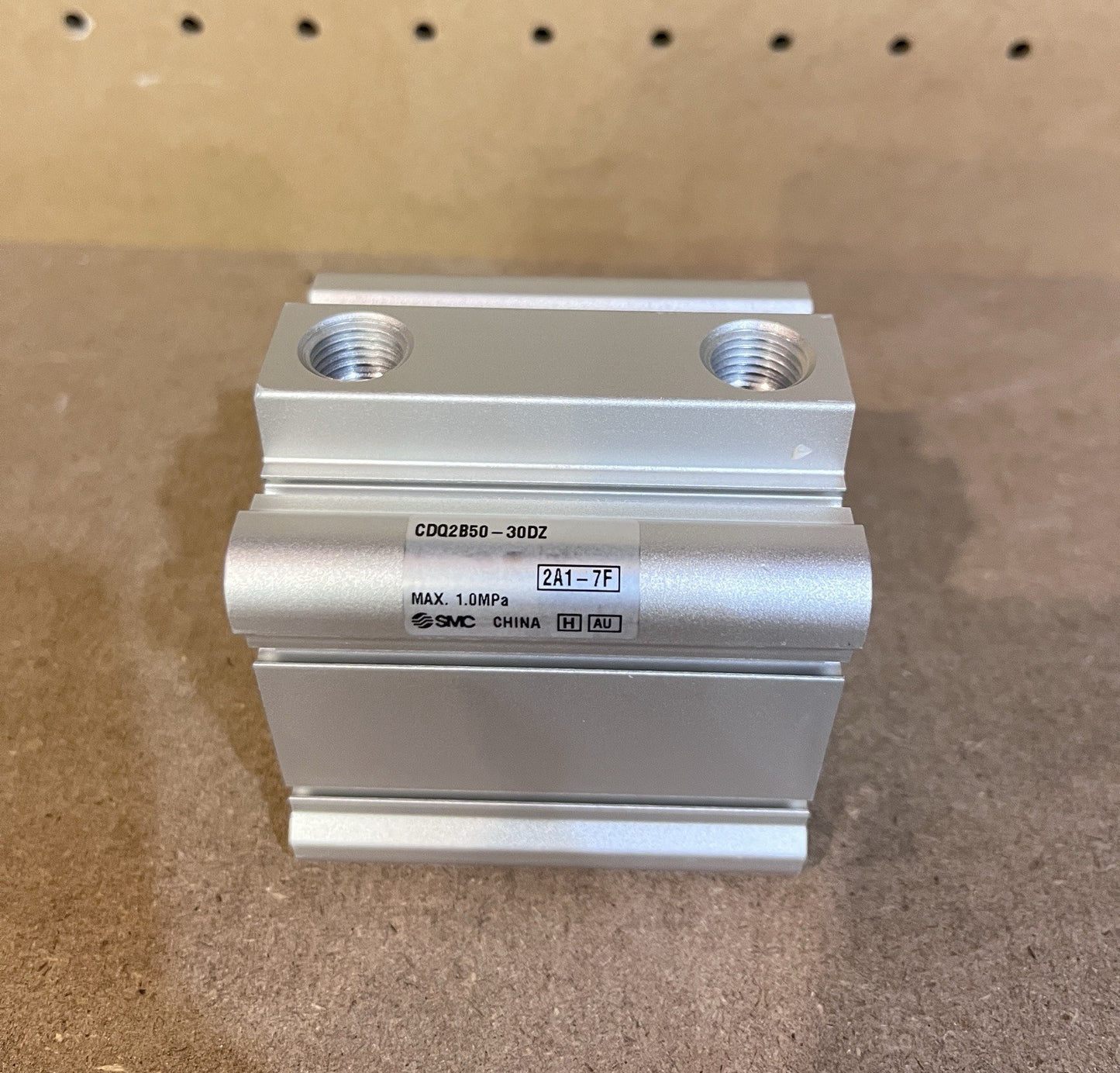 SMC CDQ2B50-30DZ Compact Pneumatic Cylinder 50mm Bore 30mm Stroke Brand New