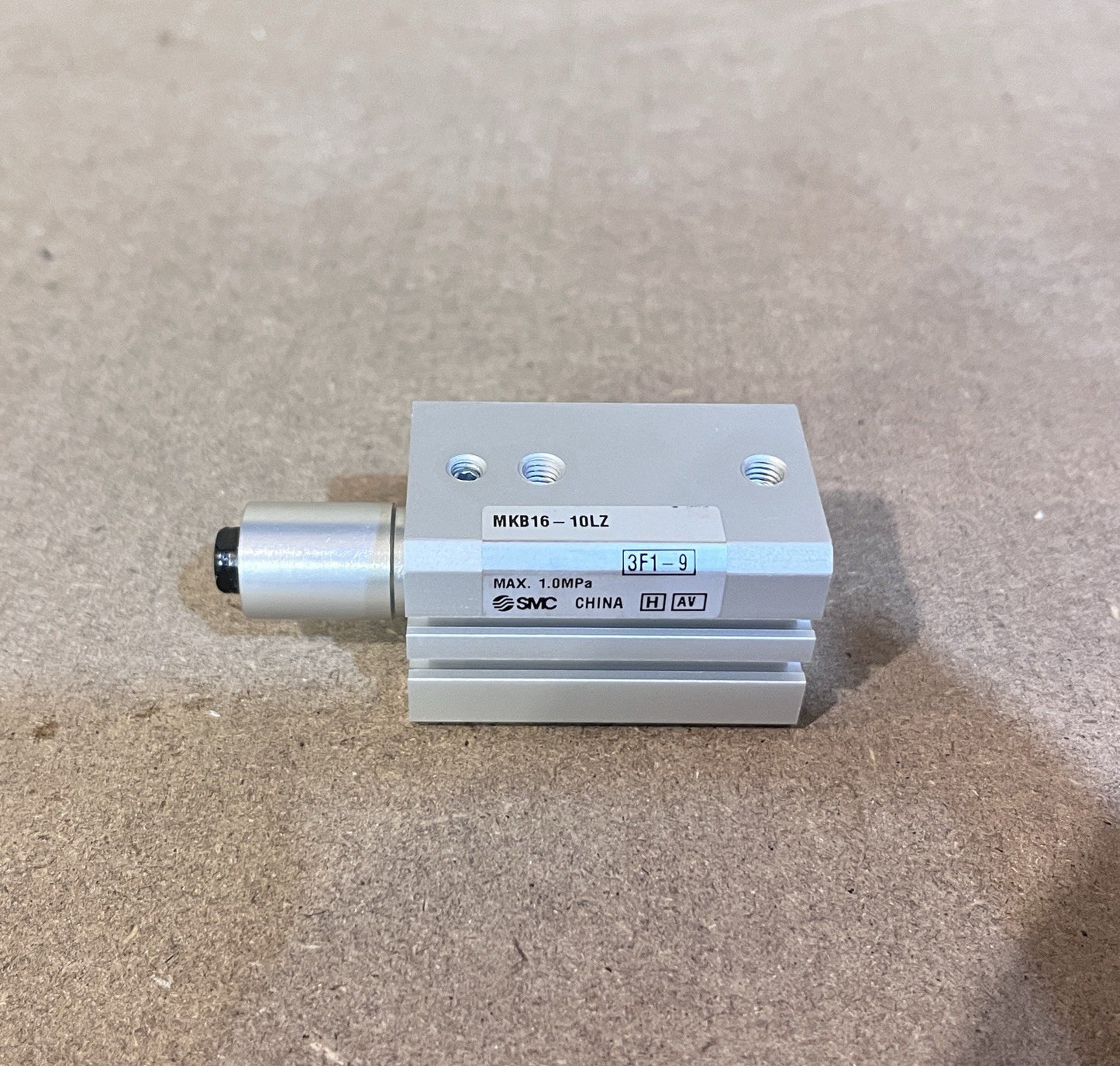 SMC MKB16-10LZ Rotary Clamp Cylinder 16mm Bore 10mm CCW Brand New