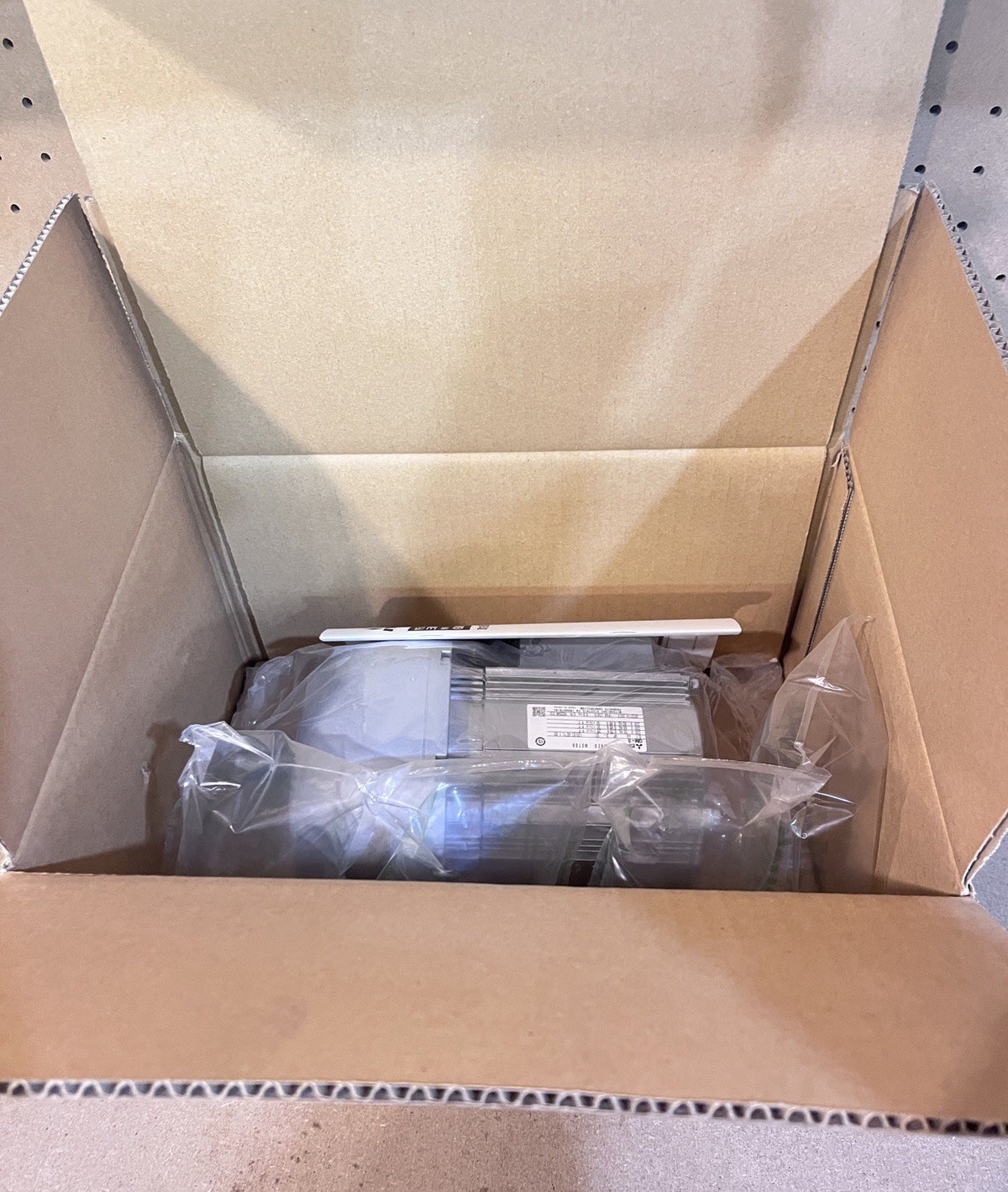 Mitsubishi GM-S Geared Motor 0.1kW 3PH Ratio 1:60 NEW SAME DAY SHIP NO BROKERAGE