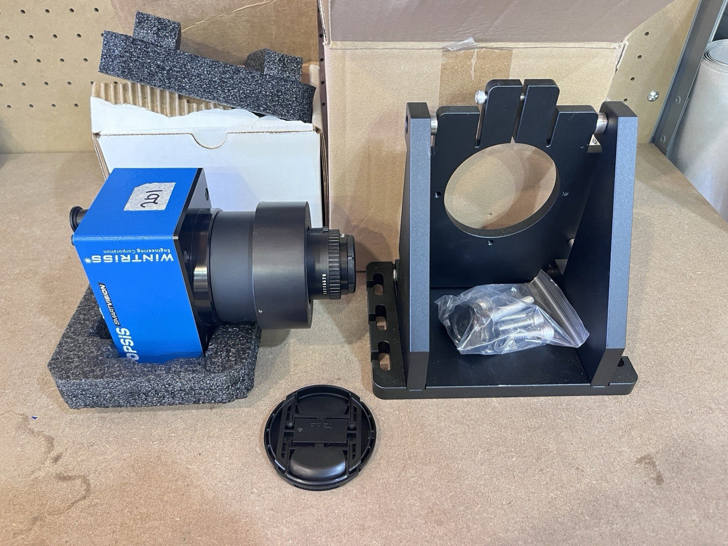 Wintriss OPSIS 8000M Line Scan Camera Rodenstock 80mm Lens Bracket Kit