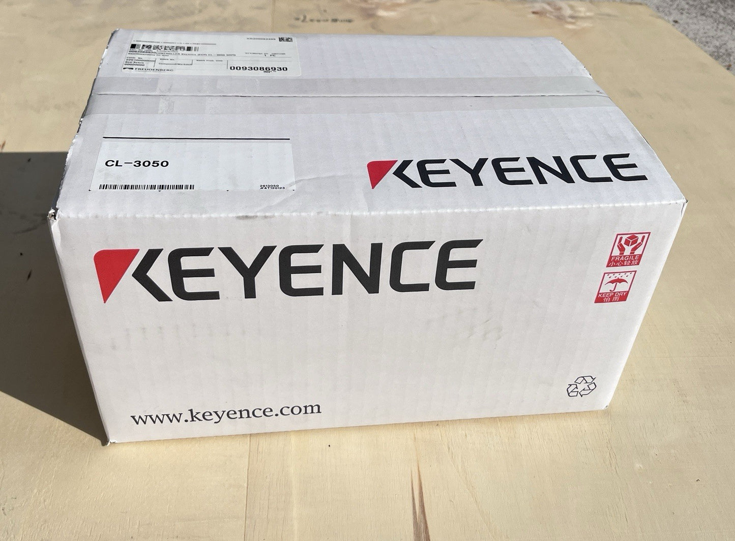 Keyence CL-3050 Controller Confocal Displacement Sensor NIB Factory Sealed
