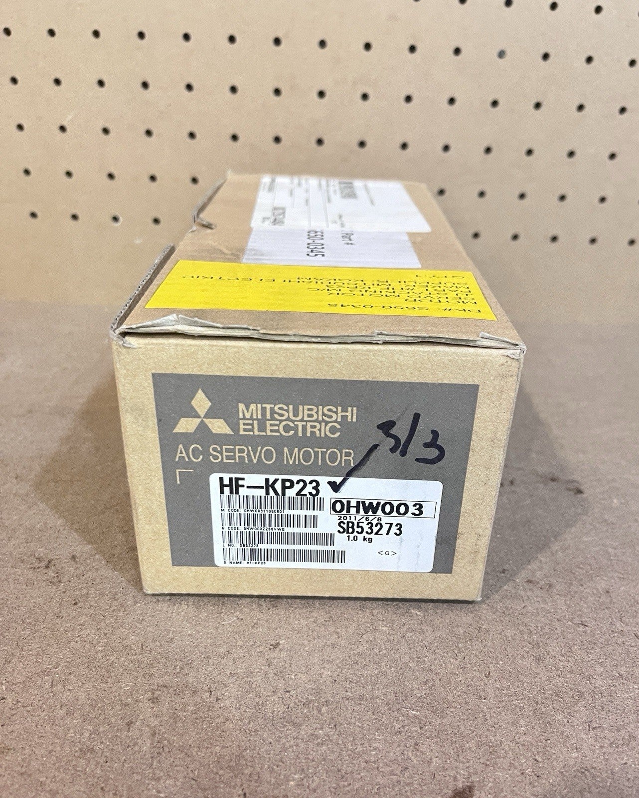 Mitsubishi HF-KP23 AC Servo Motor MELSERVO-J3 200W 3000RPM Brand New In Box NIB