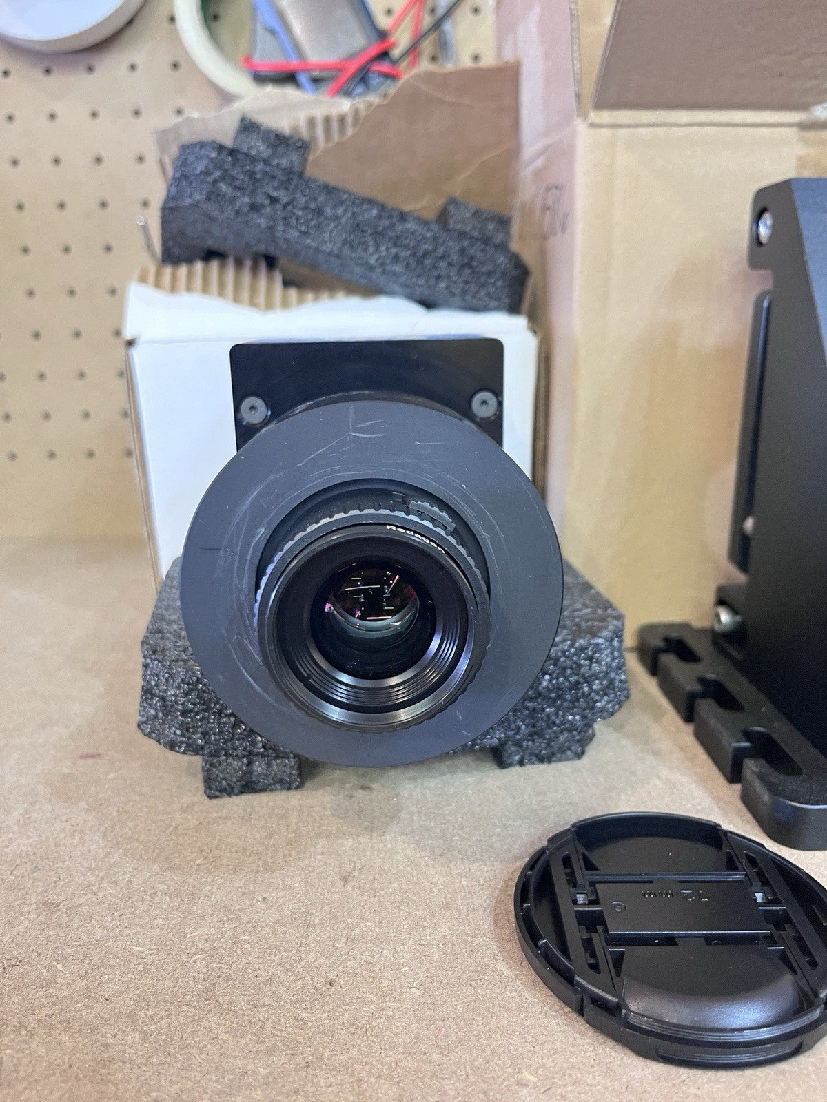 Wintriss OPSIS 8000M Line Scan Camera Rodenstock 80mm Lens Bracket Kit