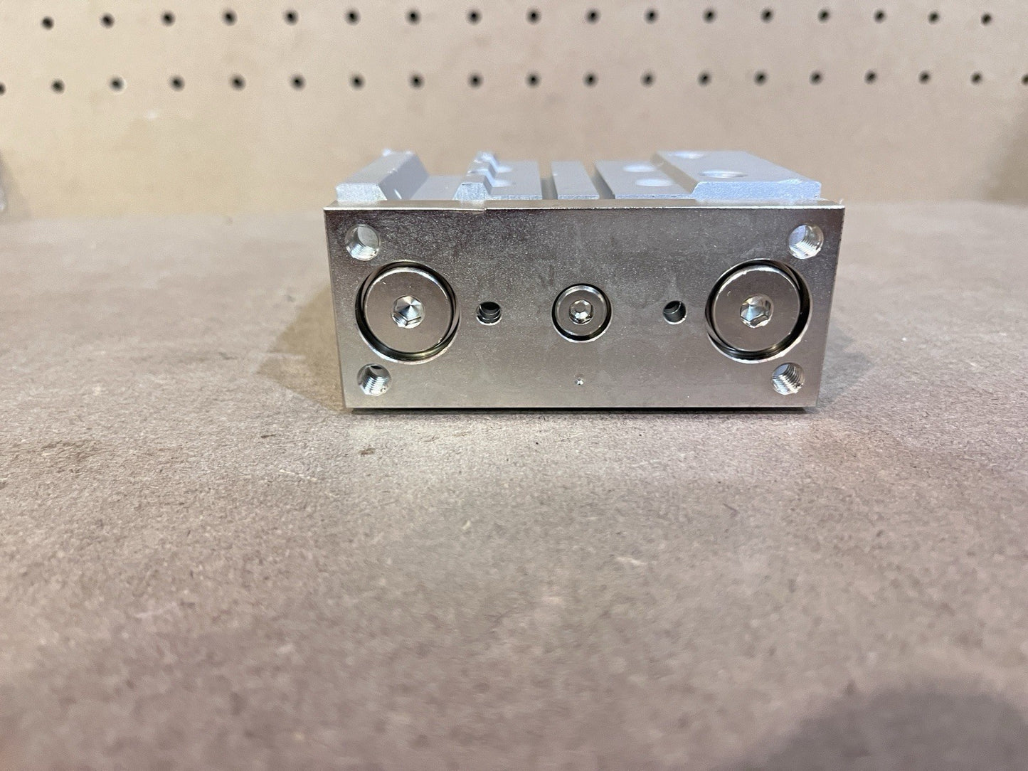 SMC MGPM25-15Z Compact Guide Cylinder Slide Bearing 25mm Bore 15mm Stroke