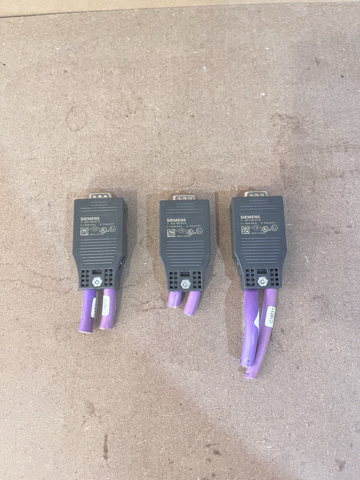 3x Siemens 6GK1500-0FC10 E-Stand: 01 Busanschlussstecker / Bus connector -used-