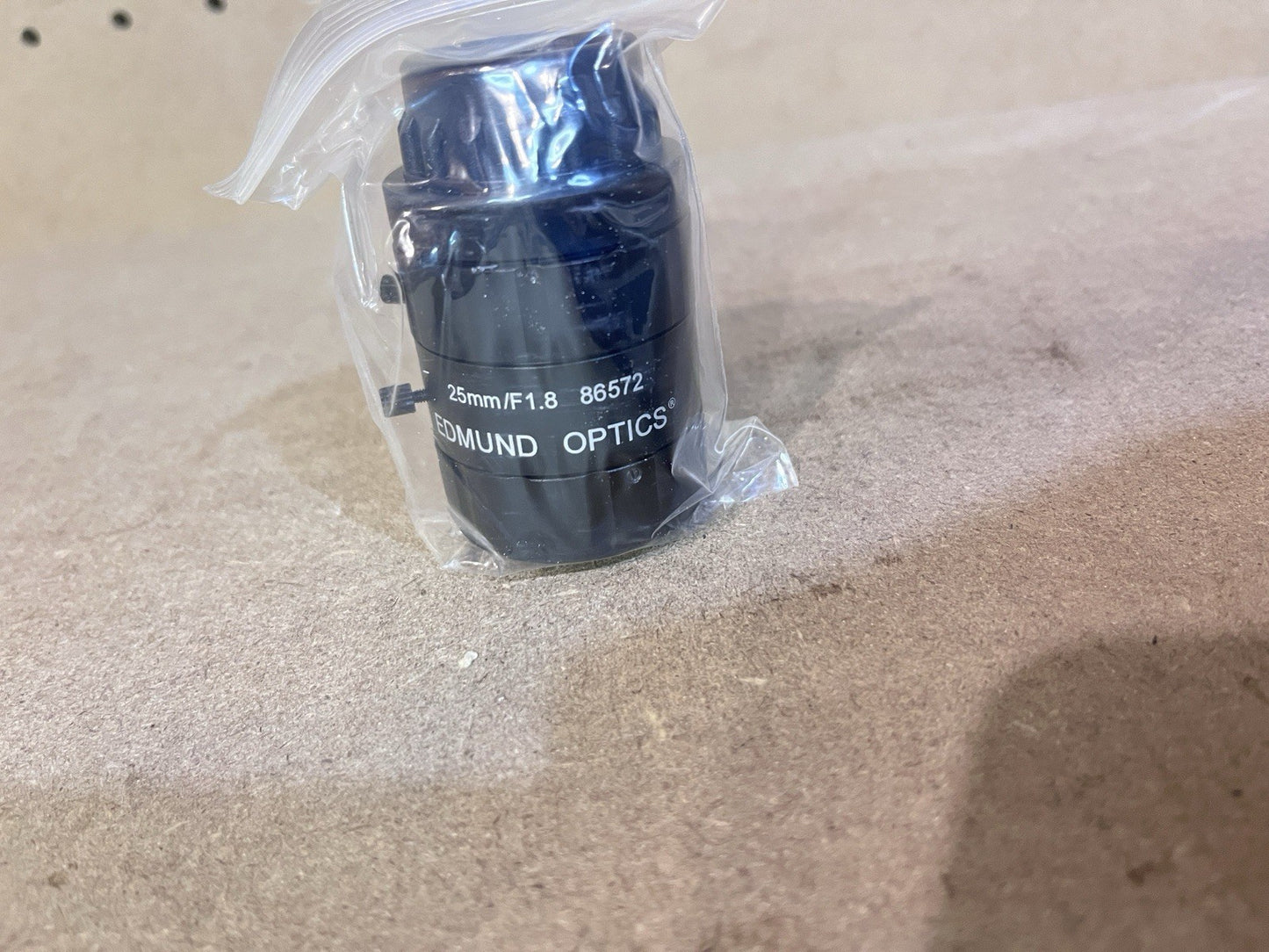 Edmund Optics 86572 25mm F1.8 HP Series 1" Machine Vision Lens NIB⁠