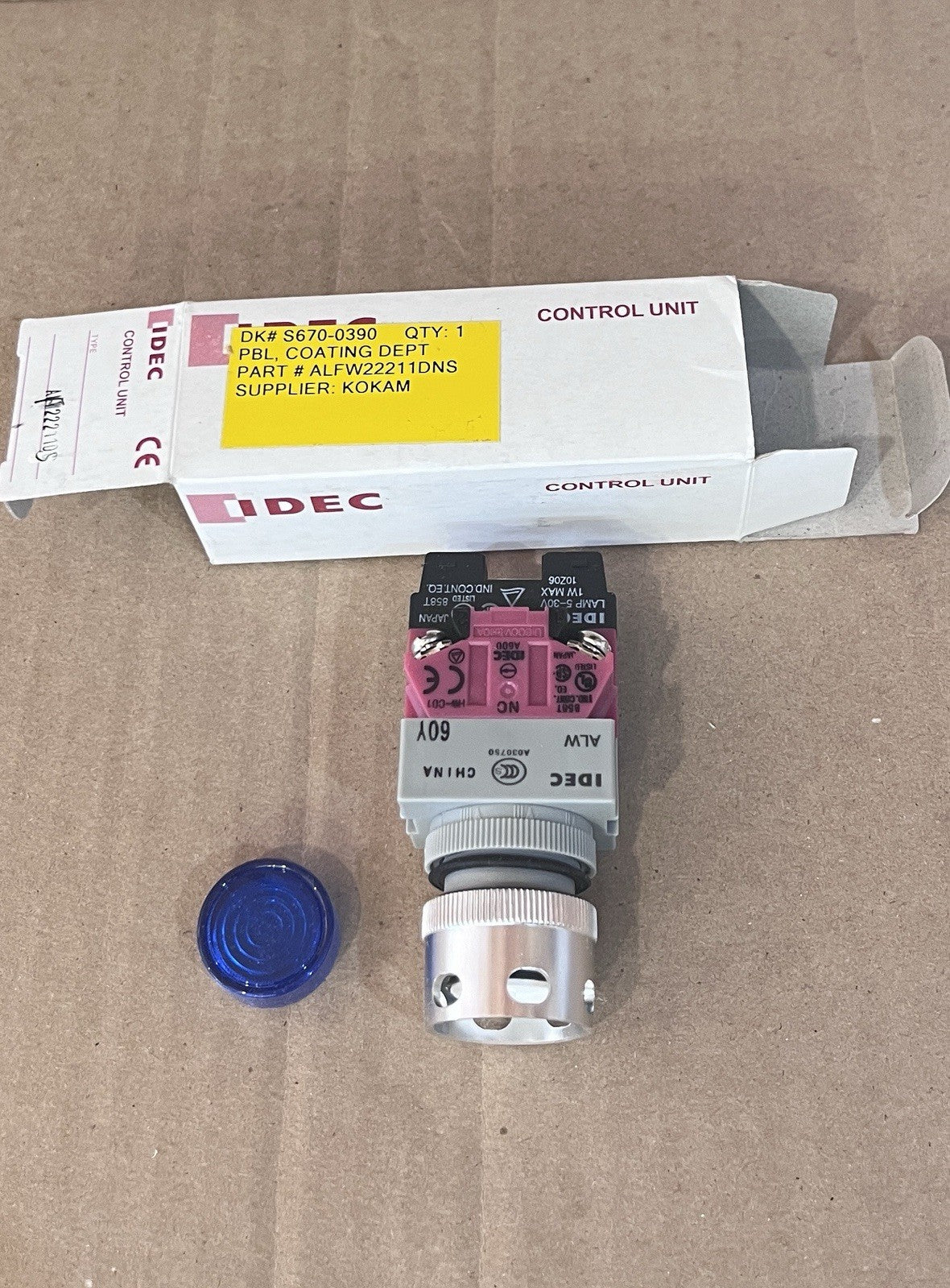 IDEC ALFW22211DNS Illuminated Pushbutton Switch Blue - New in Box-2 Pcs