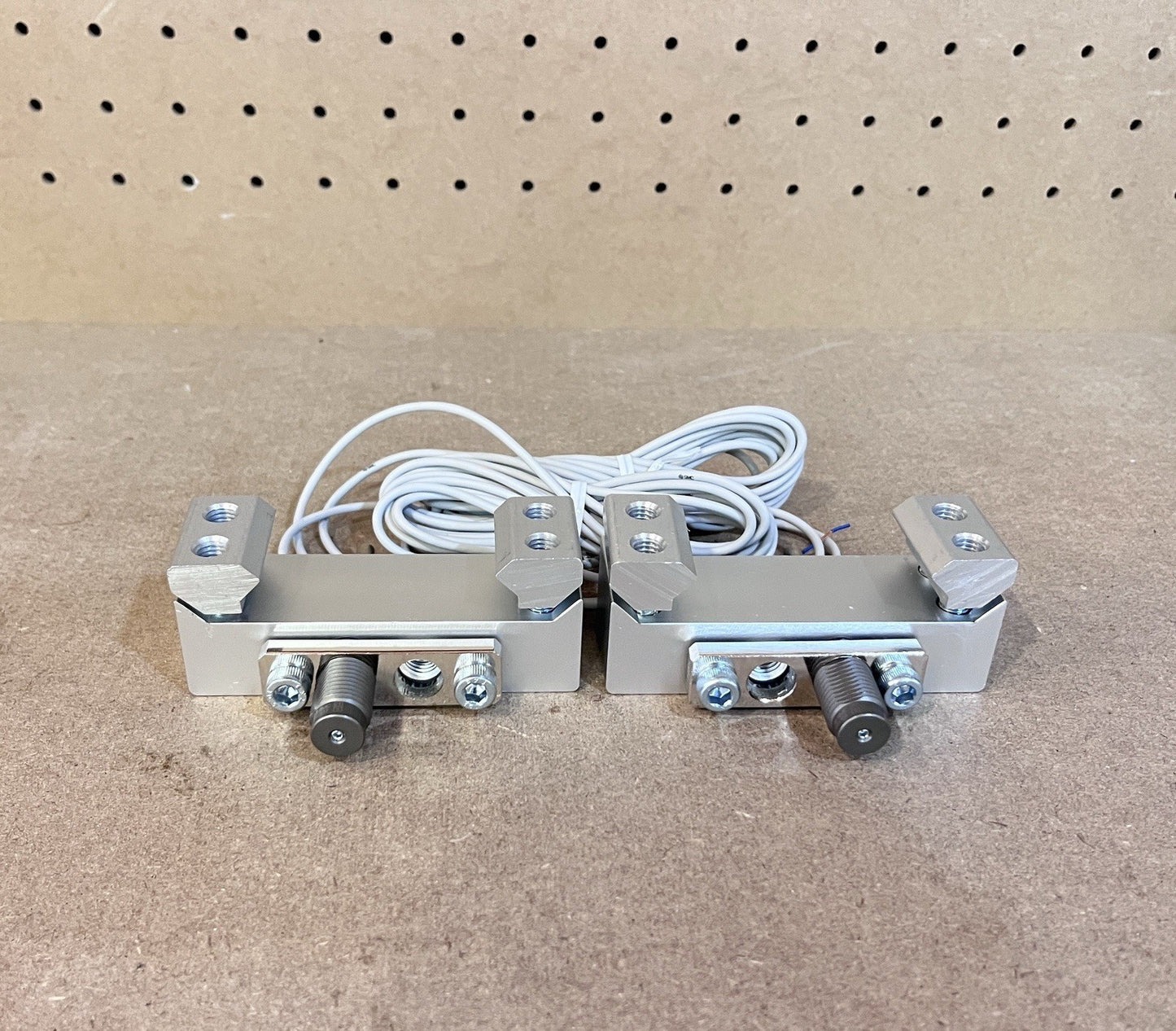 2PCS SMC MY1B40-533-XC18 Pneumatic Rodless Guided Cylinder Linear Actuator 40mm