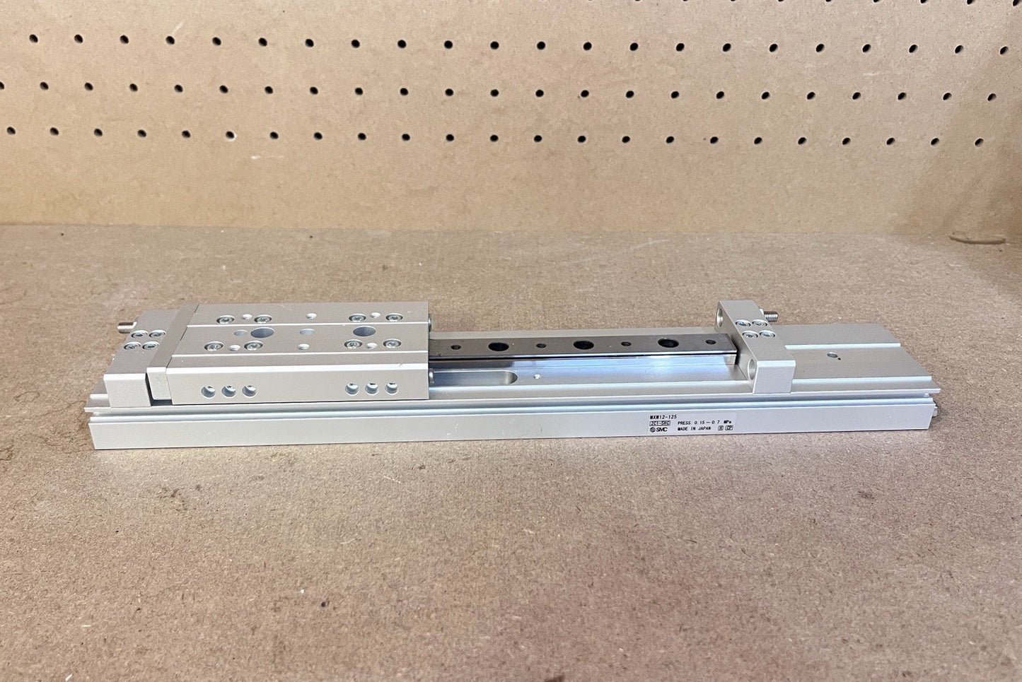 SMC Pneumatics: MXW12-125B Pneumatic Slide / Table