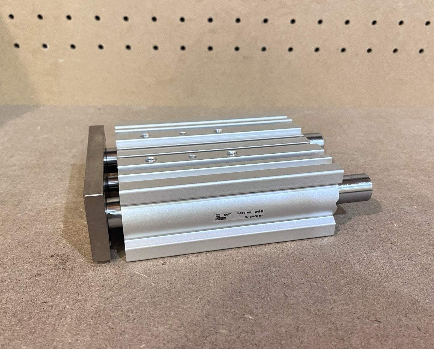 SMC 25A-MGPM25-75Z Guide Cylinder Copper-free Lithium-ion Battery Spec NEW