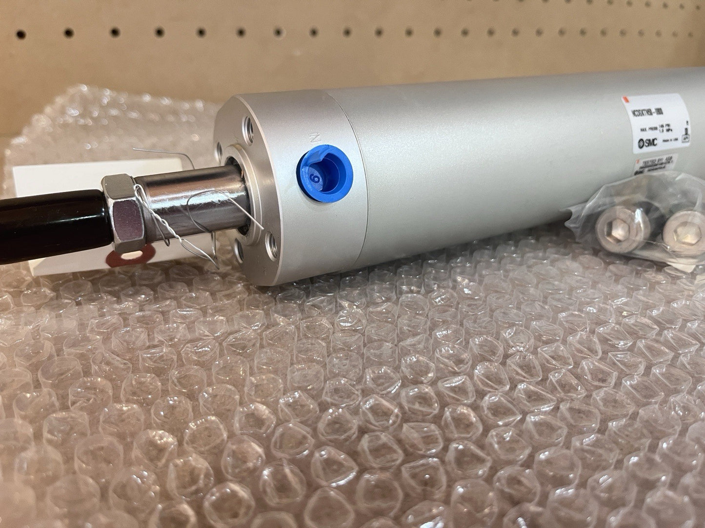 SMC NCDGKTN50-0800 Pneumatic Cylinder 50mm Bore 800mm Stroke 145 PSI USA