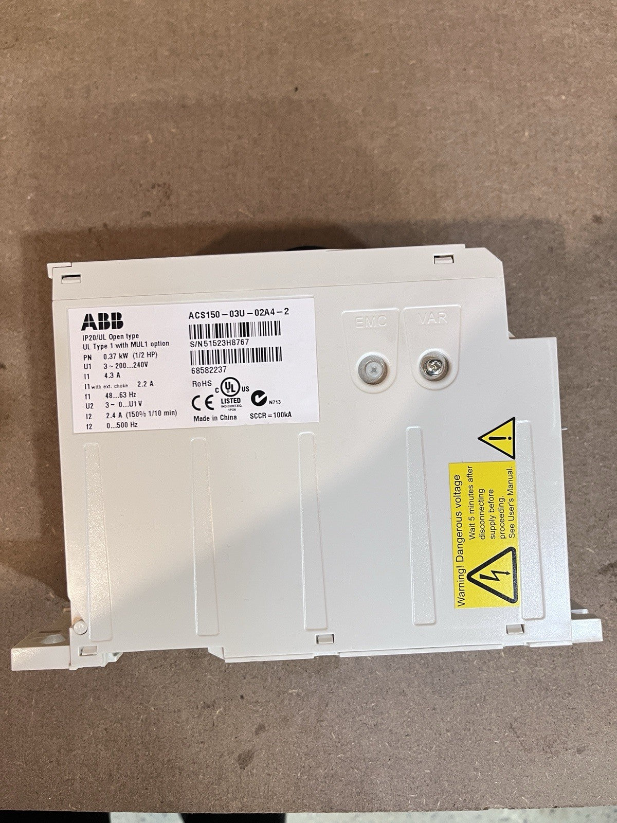 ABB ACS150-03U-02A4-2 AC Drive 200-240V 0.5HP New Unused Open Box No Box