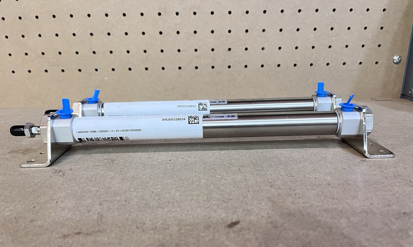 Lot of 2 CDM2L20-200Z Stainless Cylinder with Foot Bracket 20mm Bore 200mm NEW