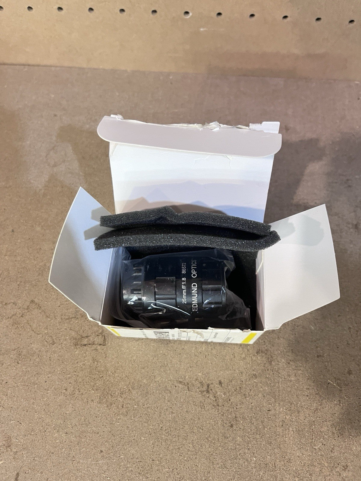 Edmund Optics 86572 25mm F1.8 HP Series 1" Machine Vision Lens NIB⁠