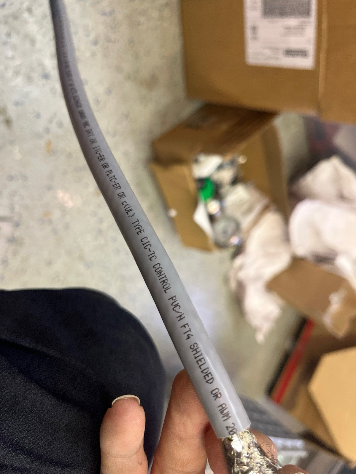 Lutze A3081804 18AWG/4C Shielded Control Cable - 20ft | TC-ER Industrial