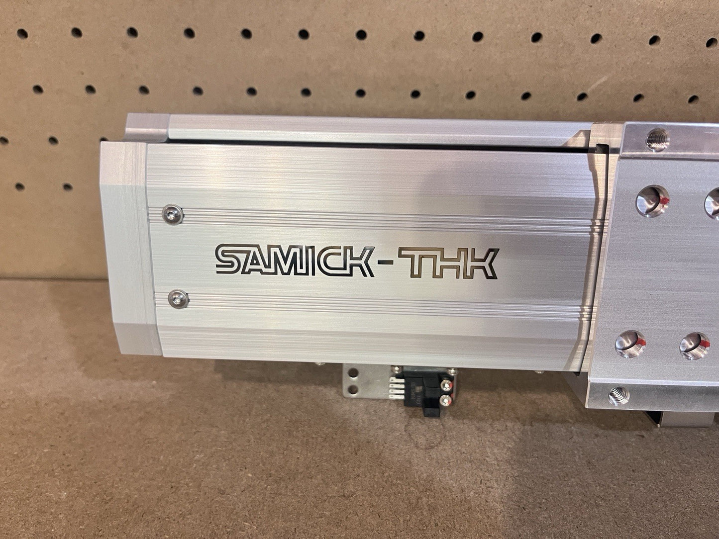 SAMICK THK SAD09 Precision Ball Screw Actuator Stage 100mm Stroke Dual SRS15W
