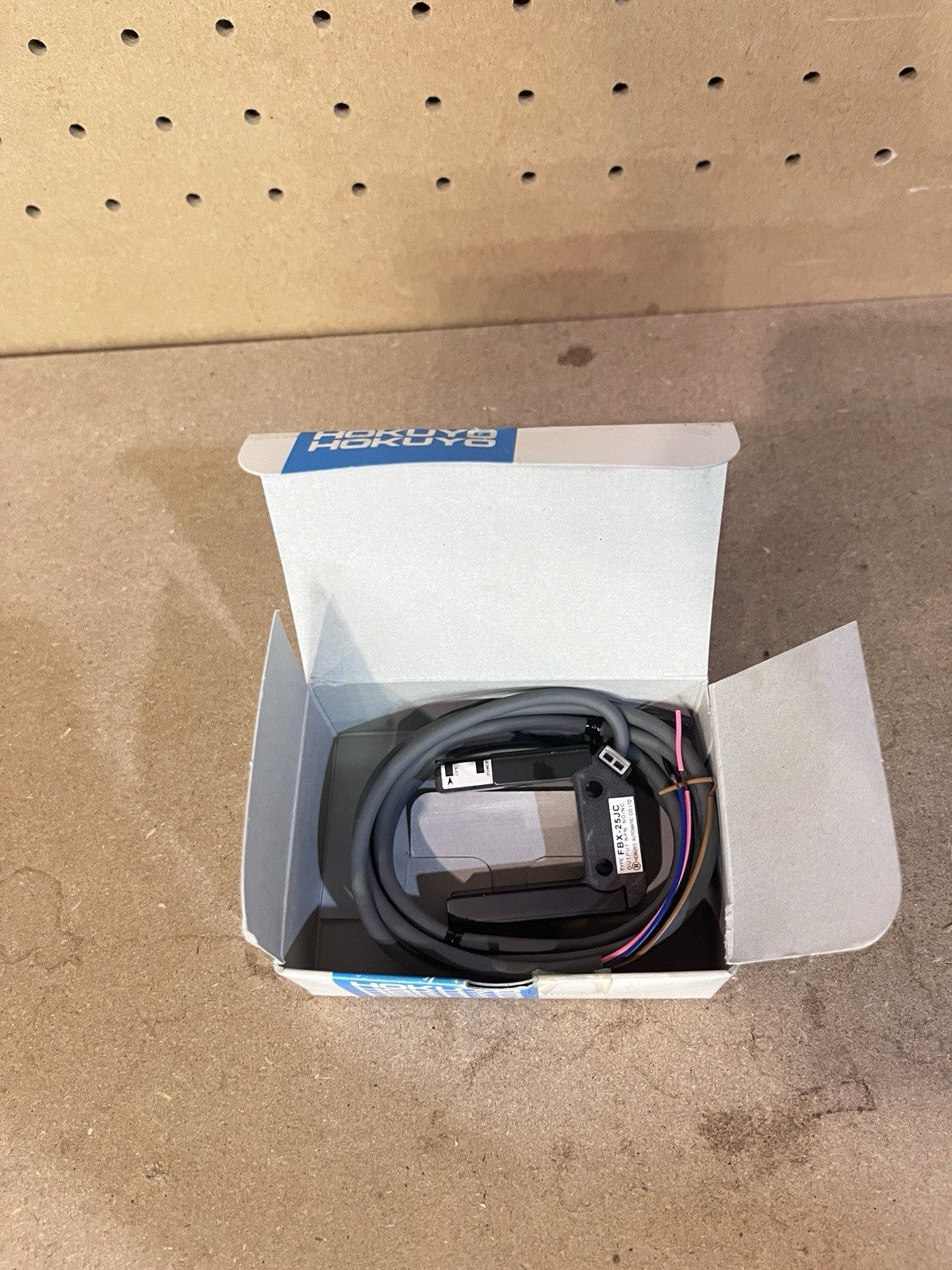 Hokuyo FBX-25JC Fork Photoelectric Sensor NPN NO/NC RFBX001 New Made in Japan