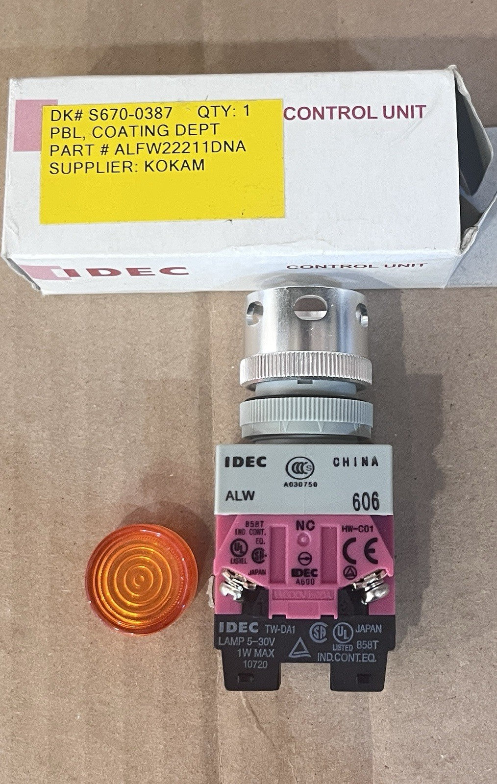 IDEC ALFW22211DNA Pilot Light Control Unit - Amber Lens, Industrial Grade 2Pcs