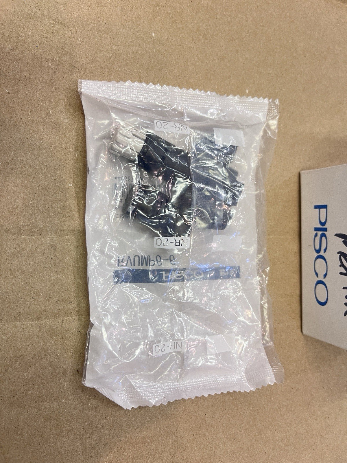 NEW PISCO RVUMP6-6 Pressure regulating valve 1PCS