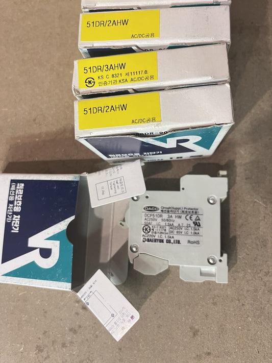 7 Pack DACO DAERYUK DCP51DR 2A 3A Circuit Breaker Protector DIN Rail NIB