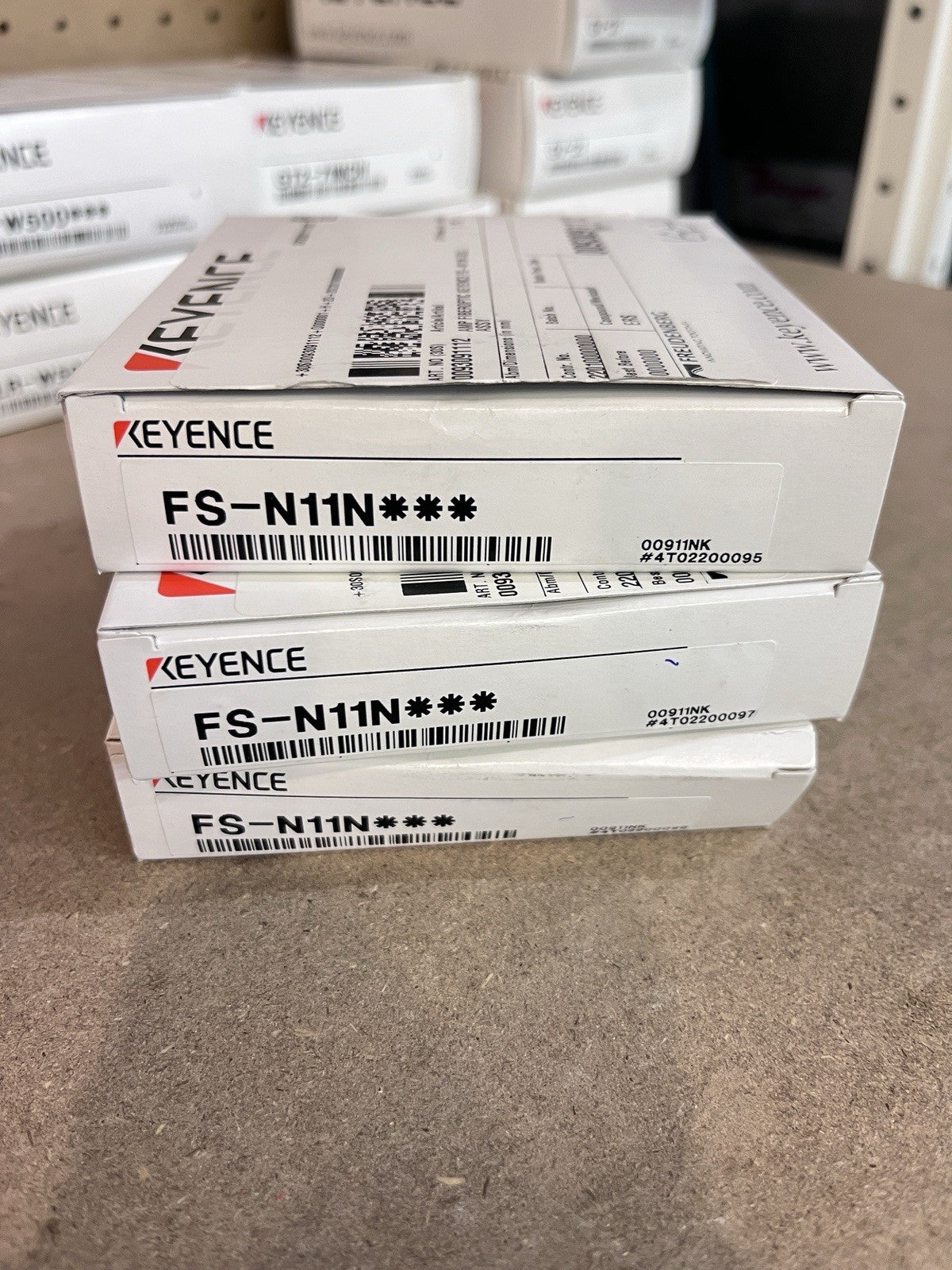 KEYENCE FS-N11N Sensor Amplifier FSN11N Fiber Optic Sensor New In Box 1PC