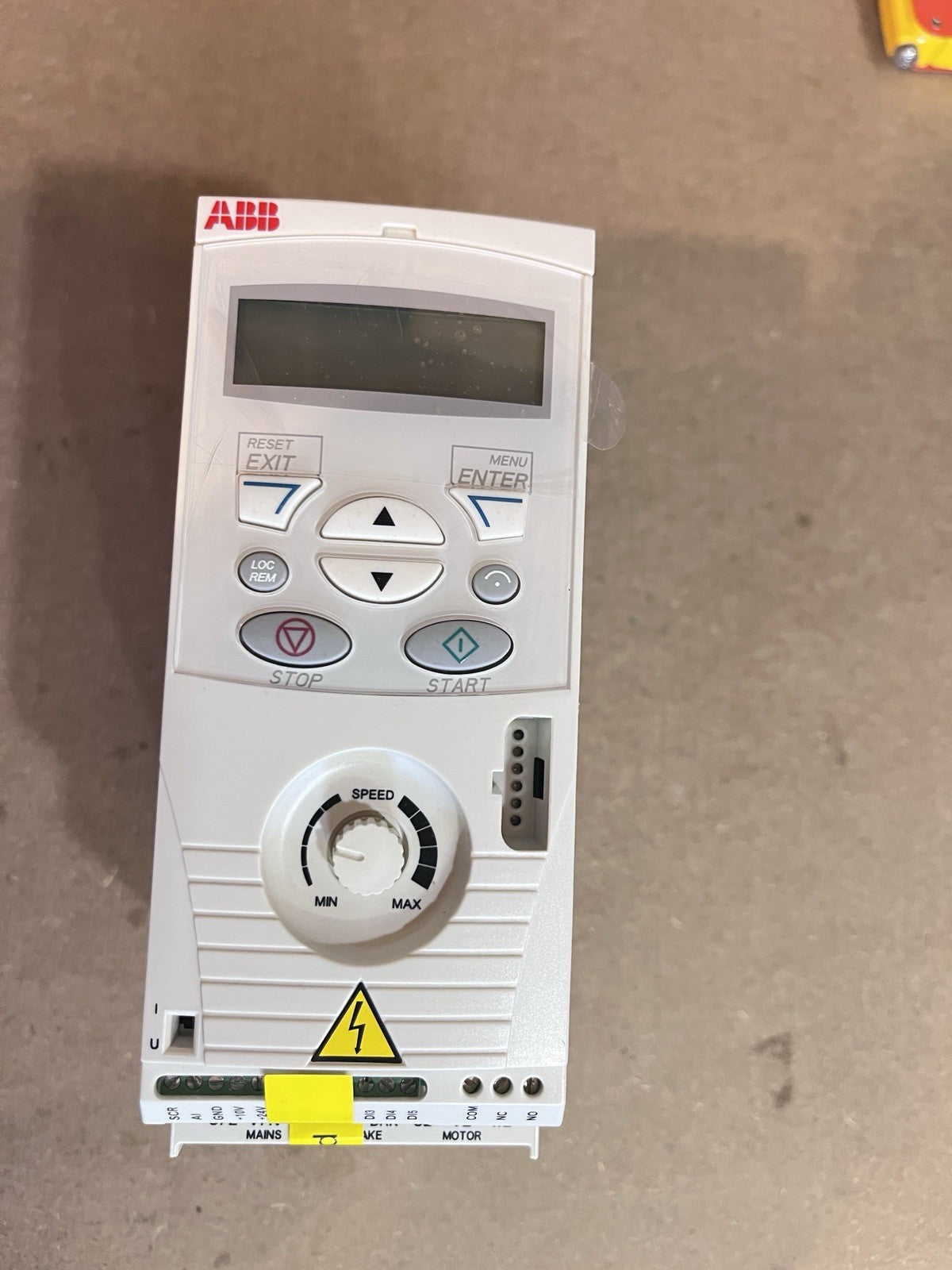 ABB ACS150-03U-02A4-2 AC Drive 200-240V 0.5HP New Unused Open Box No Box