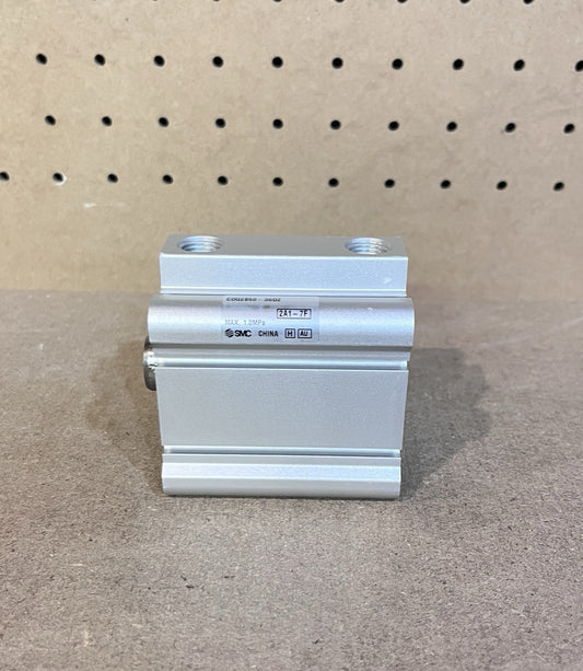 SMC CDQ2B50-30DZ Compact Pneumatic Cylinder 50mm Bore 30mm Stroke Brand New