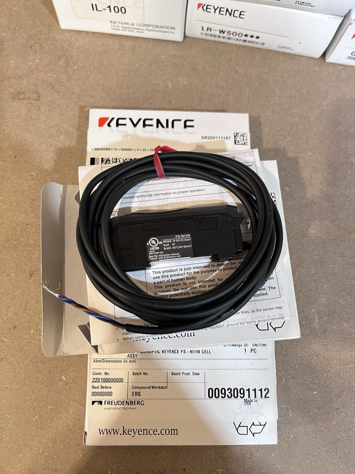 KEYENCE FS-N11N Sensor Amplifier FSN11N Fiber Optic Sensor New In Box 1PC
