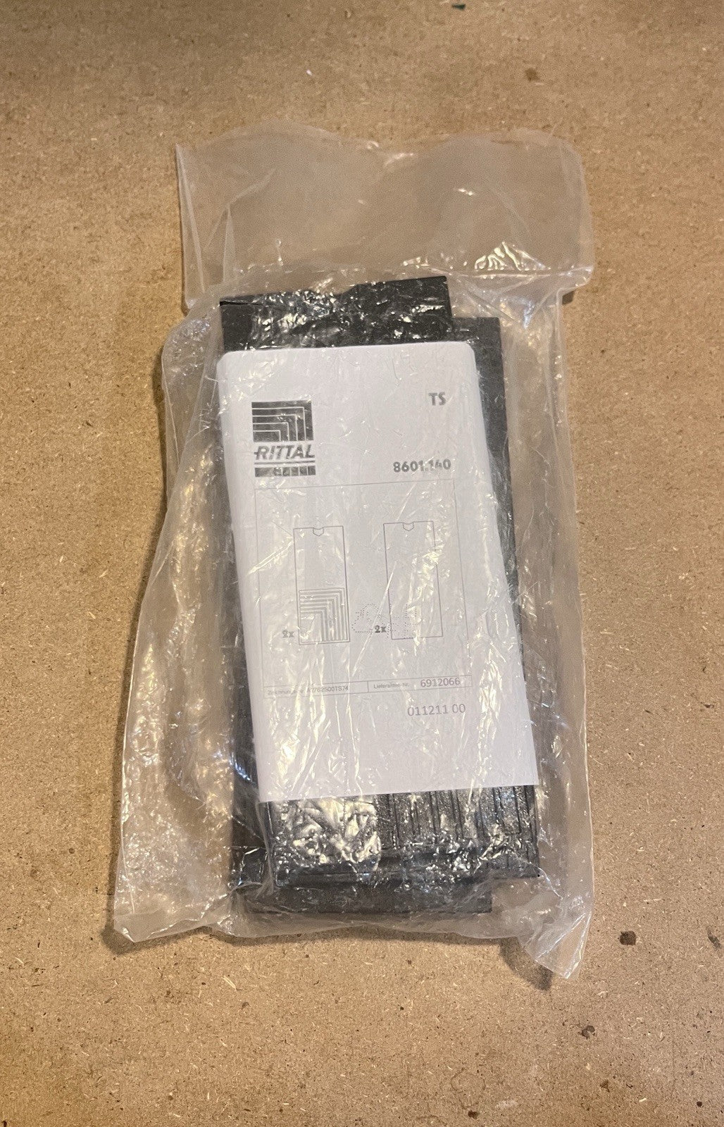 Rittal 8601.140 8601140 TS AX Base Plinth Cover Caps 200mm