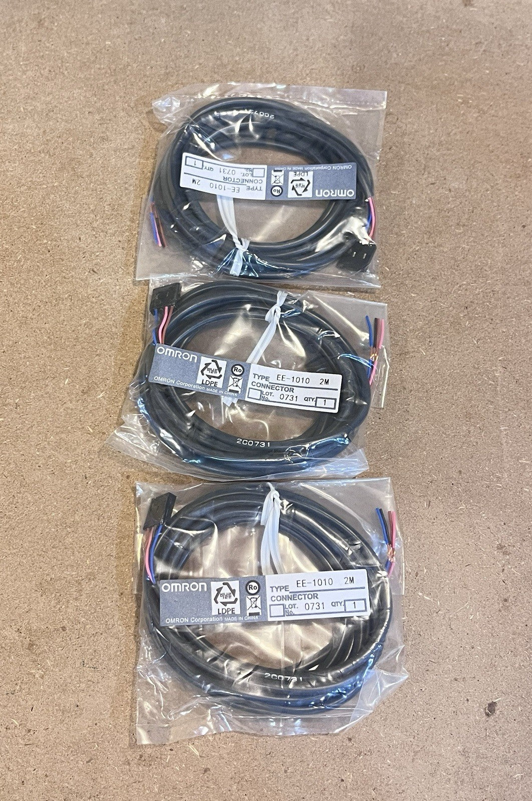 Lot of 6 OMRON EE-1010 2M Photomicrosensor Connector Cable 4-Wire 2 Meter New