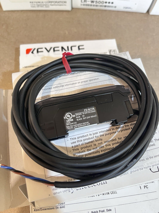 KEYENCE FS-N11N Sensor Amplifier FSN11N Fiber Optic Sensor New In Box 1PC