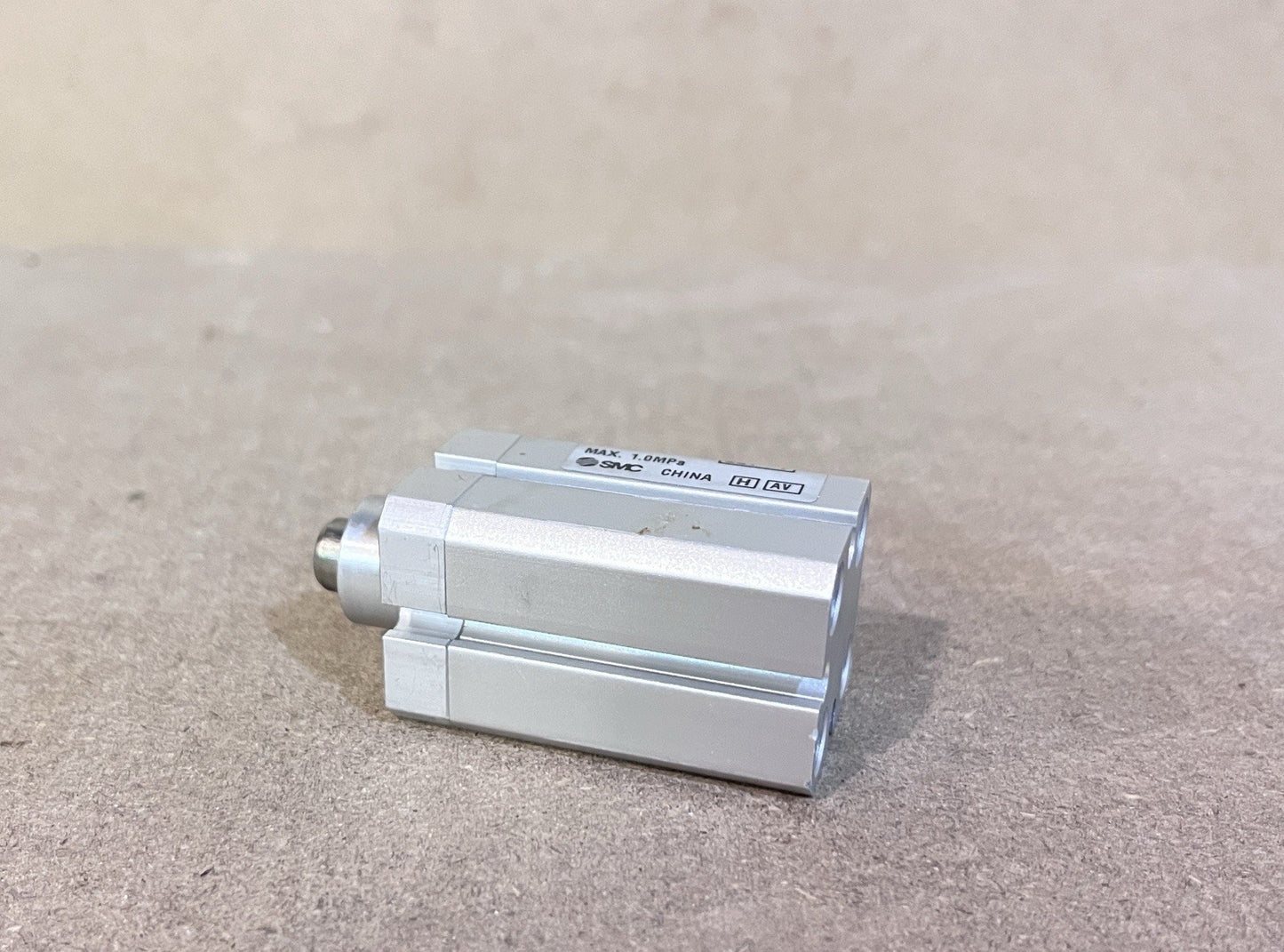 Lot of 2 SMC RSDQB12-10D Stopper Pneumatic Cylinder 12mm Bore 10mm Stroke Fixed