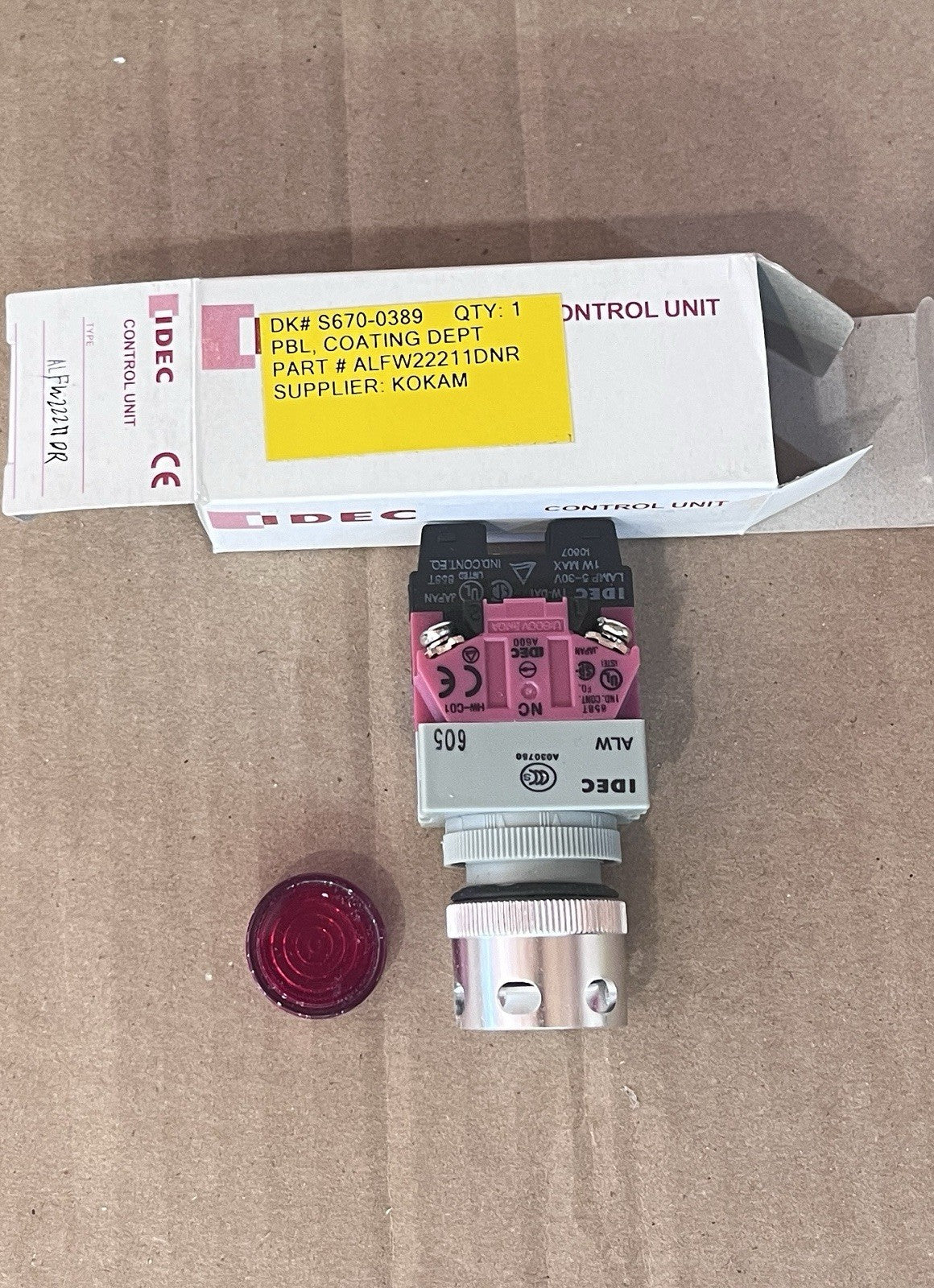 IDEC ALFW22211DNR Illuminated Pushbutton Switch (Red Lens) - New Surplus-2pcs