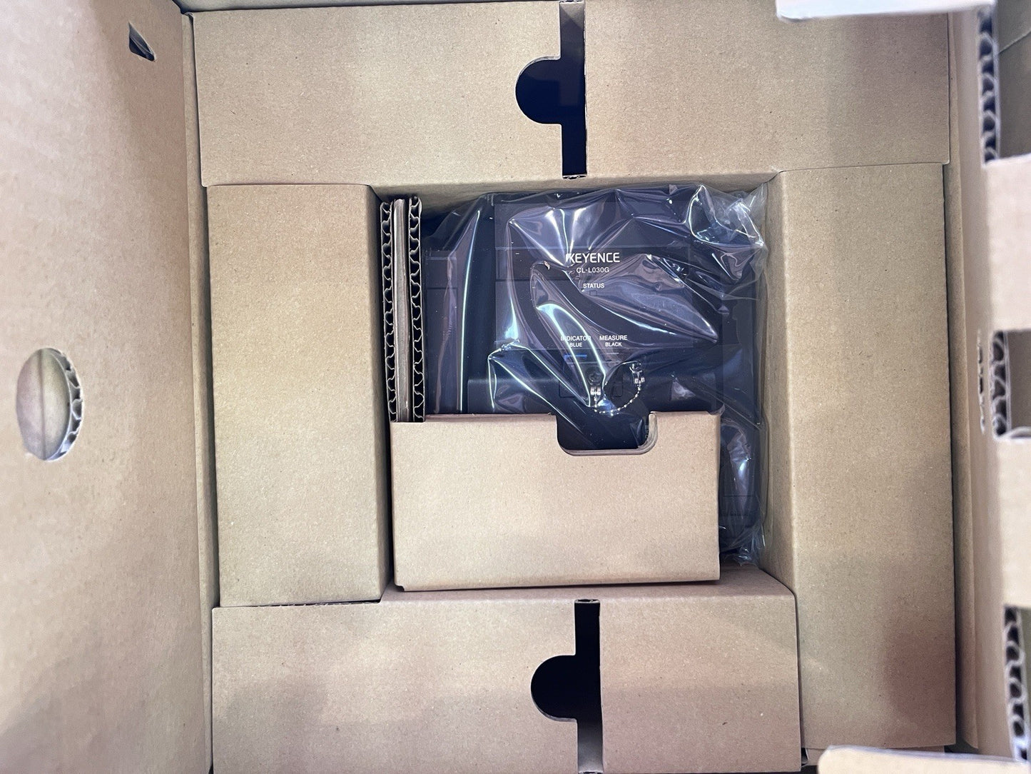 Keyence CL-3000 System Controller CL-3050 CL-L030G CL-L030N CL-C10 Bundle NIB