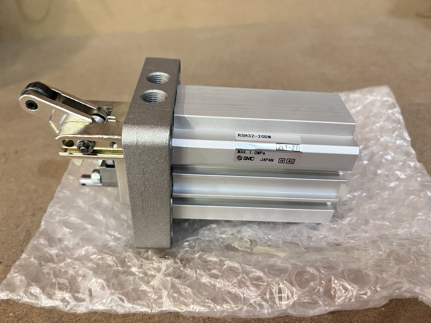 SMC RSH32-20DM Heavy Duty Stopper Cylinder Dual Mount 1.0MPa - Brand New
