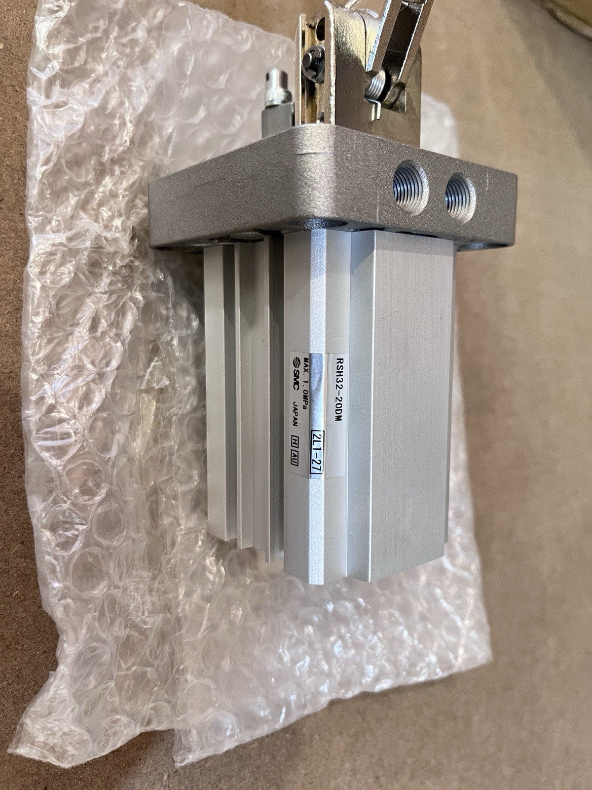 SMC RSH32-20DM Heavy Duty Stopper Cylinder Dual Mount 1.0MPa - Brand New