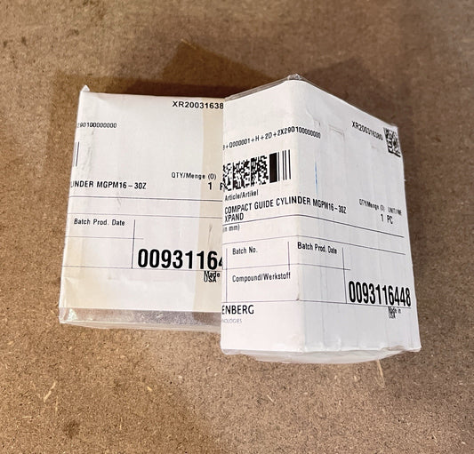 2pcs SMC MGPM16-30Z Compact Guide Cylinder Tri-Rod Double Acting 1.0MPa NIB