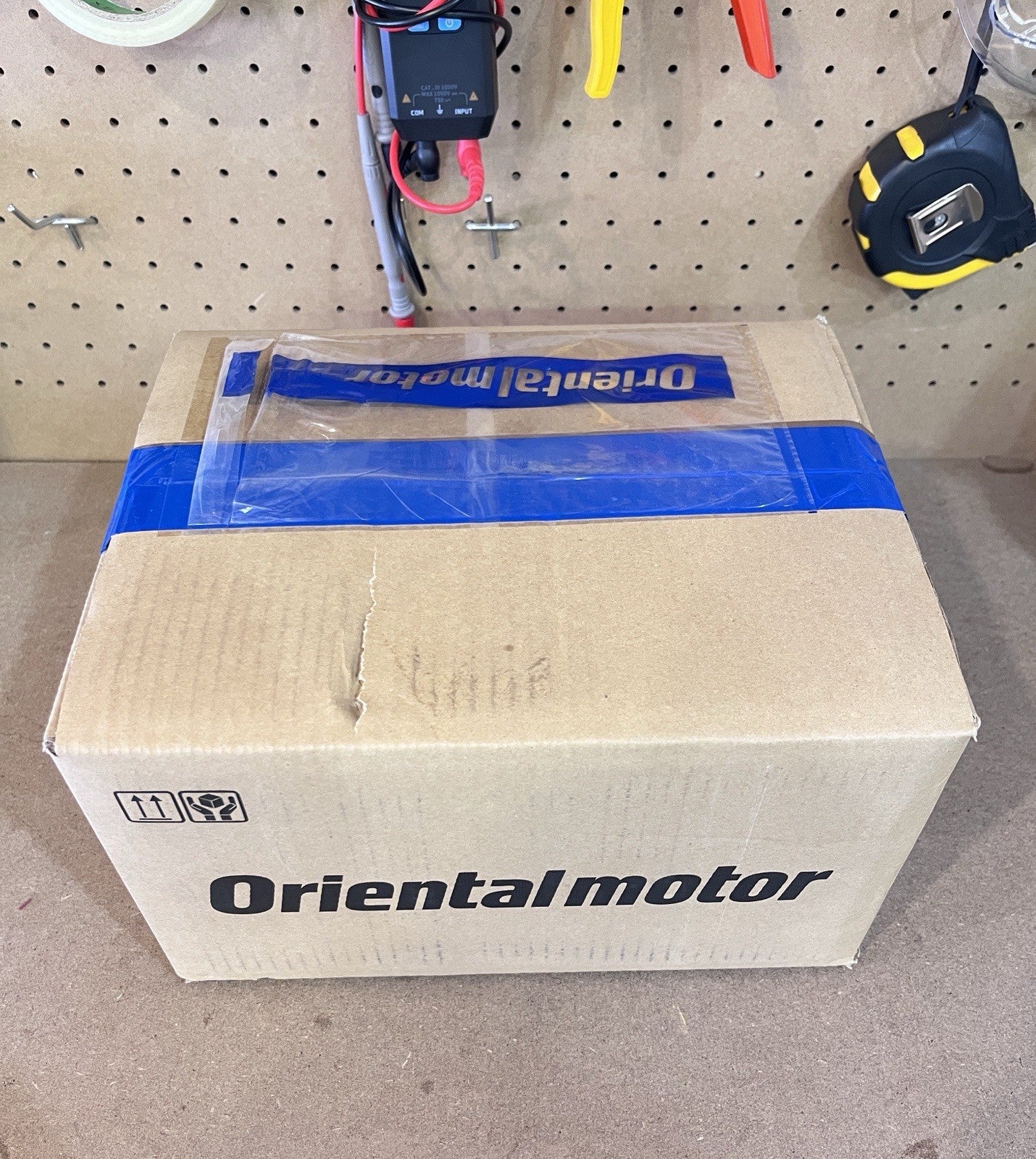 Oriental Motor BHI62S-G2 AC Motor Pinion Shaft 104mm Factory Sealed