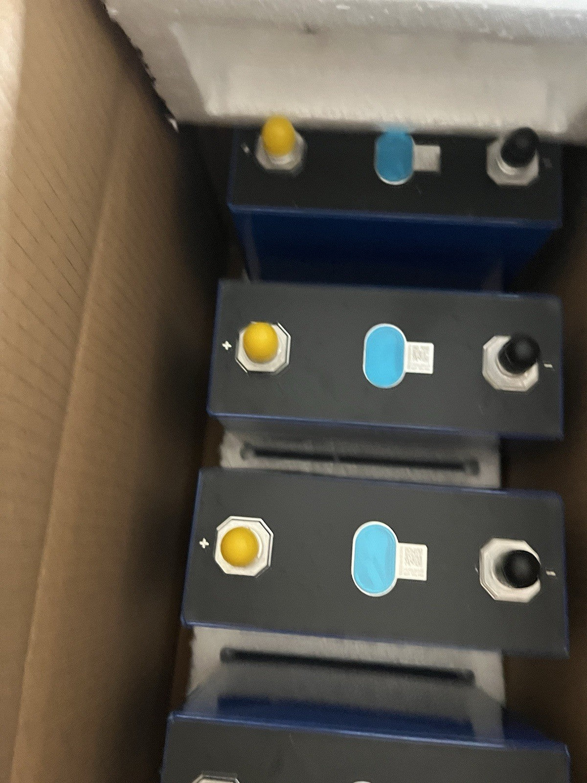 12V 314Ah LiFePO4 Battery Kit | 4 Grade A Cells + 200A Smart BMS + Bus Bars