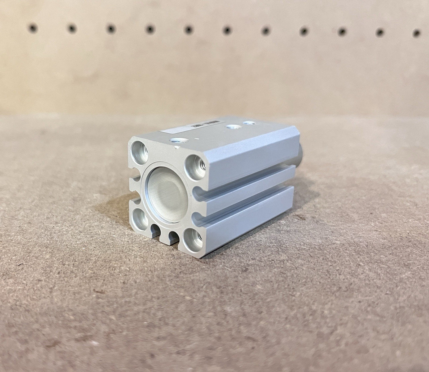 SMC MKB16-10RZ Rotary Clamp Cylinder 16mm Bore 10mm CCW Brand New