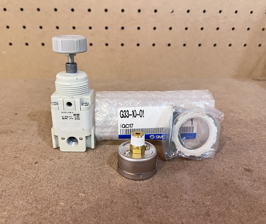 SMC IR1020-01BG-A Precision Regulator with G33-10-01 Gauge Bracket New