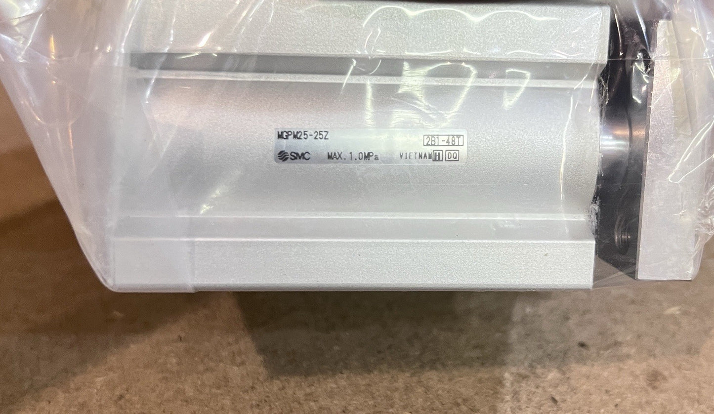 ONE New SMC MGPM25-25Z cylinder